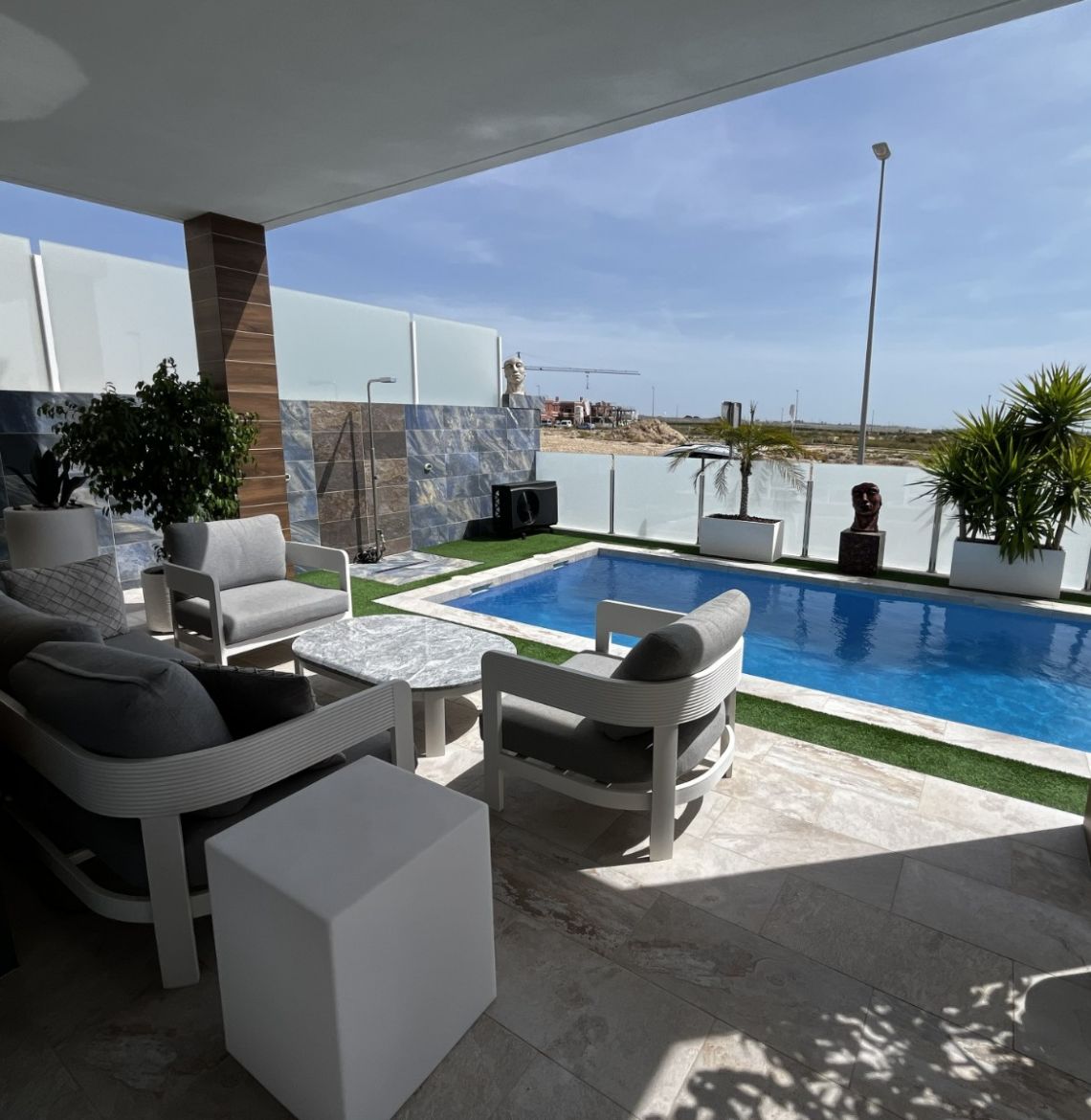 Villa 3 habitaciones 212m² en venta - Desamparados-Hurchillo-Torremendo