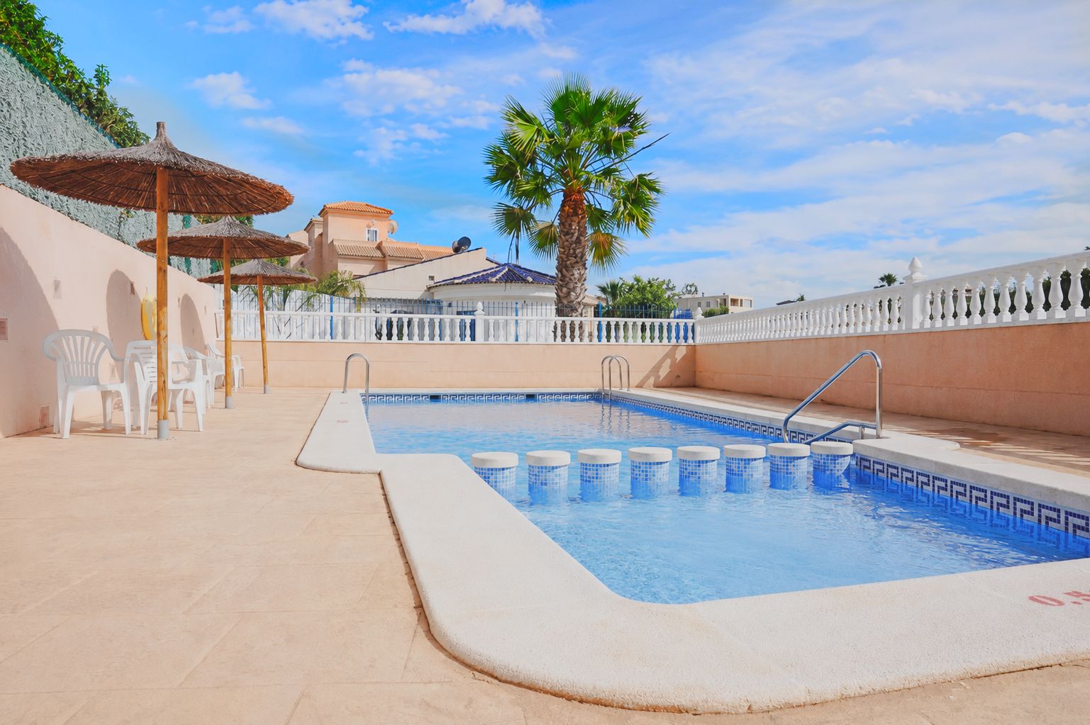 Casa 3 habitaciones 110m² en venta - La Zenia - foto 2