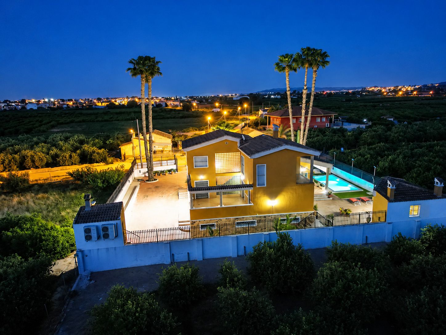 Chalet 5 habitaciones 500m² en venta - Desamparados-Hurchillo-Torremendo