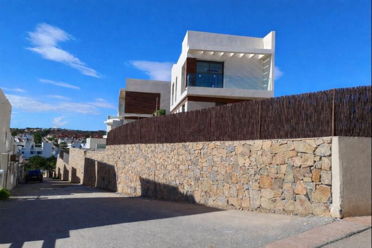 Villa 3 habitaciones 240m² en venta - PAU 26 - foto 4