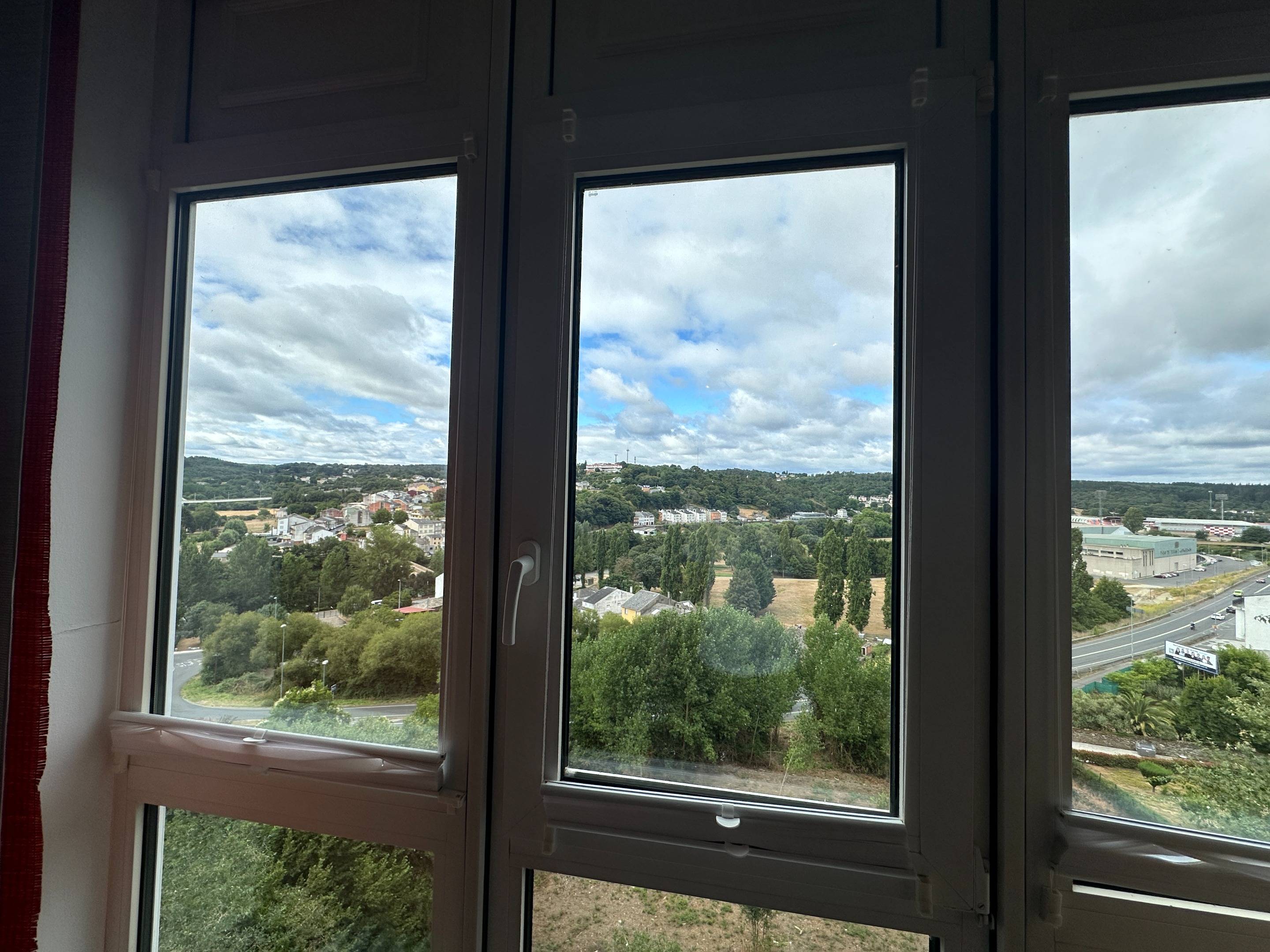 Piso con vistas al Miño, plaza de garaje muy amplia y traste