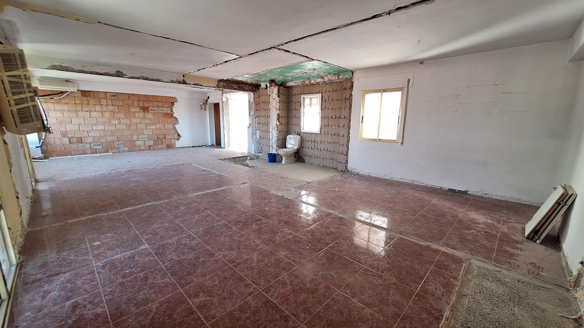 D. ¡¡ PISO PARA REFORMAR EN CARLOS III CON PLAZA DE APARCAMI - foto 6