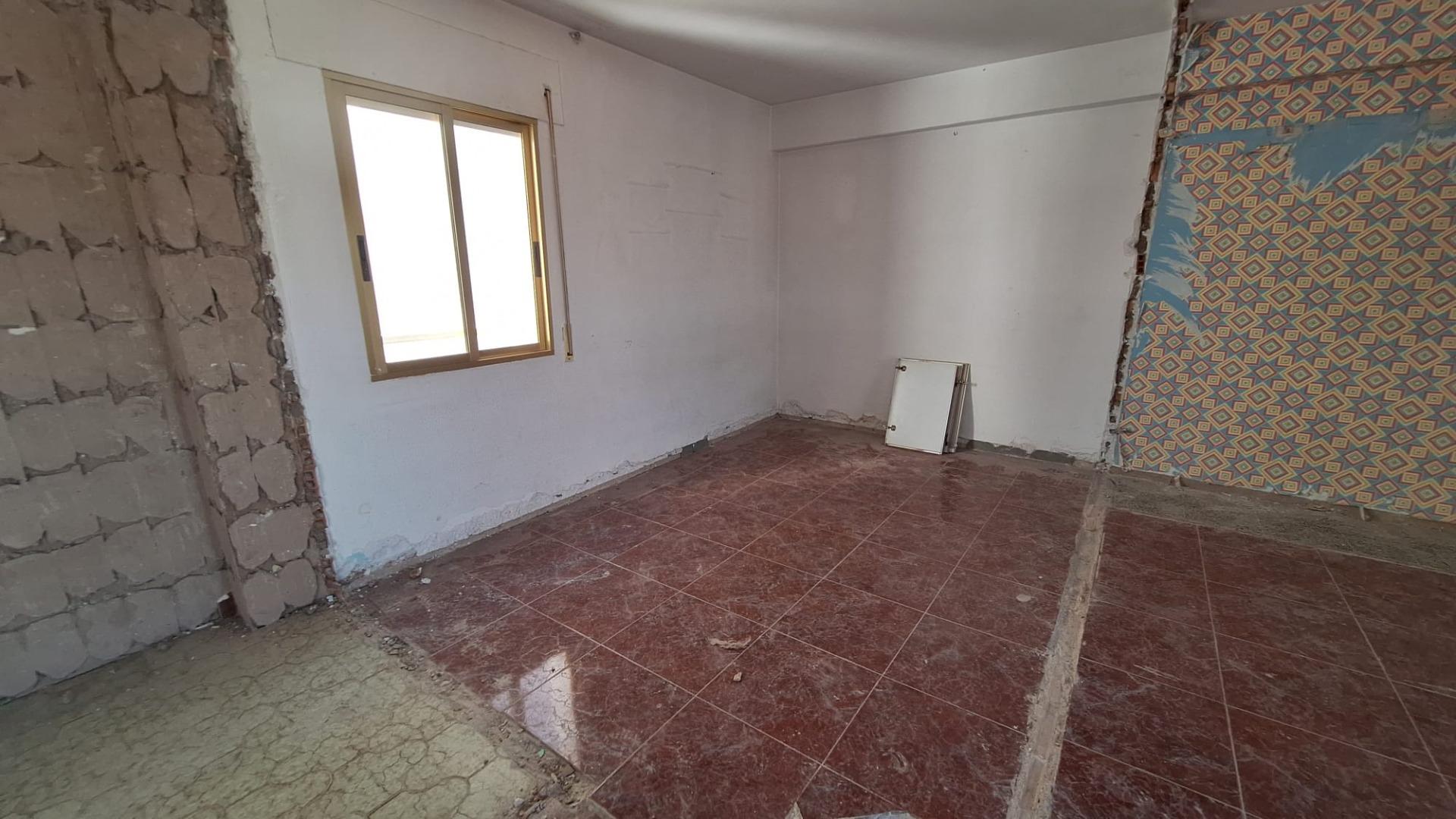 D. ¡¡ PISO PARA REFORMAR EN CARLOS III CON PLAZA DE APARCAMI - foto 8
