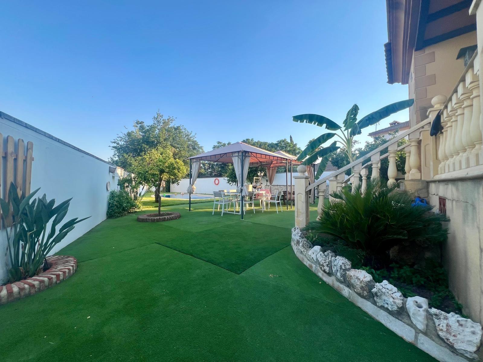 E.  ¡Gran oportunidad! Vivienda con terreno, piscina y negoc - foto 15