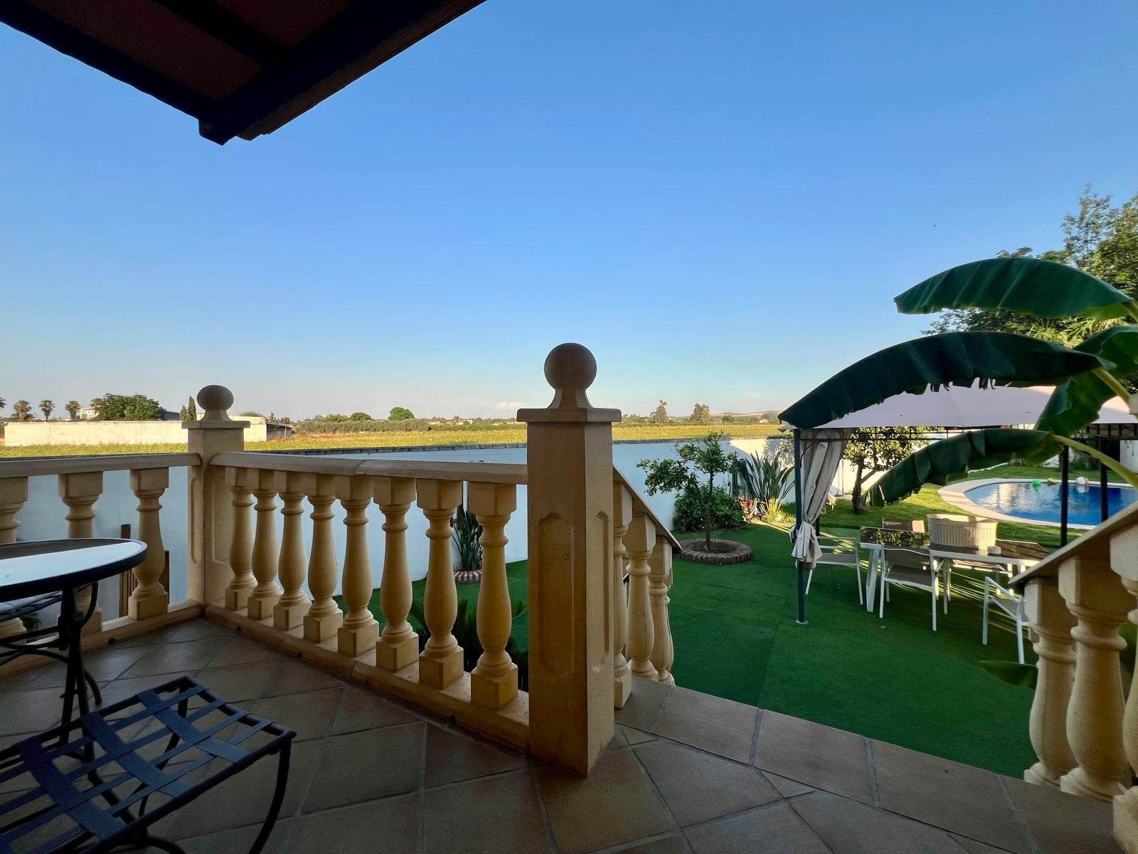 E.  ¡Gran oportunidad! Vivienda con terreno, piscina y negoc - foto 20