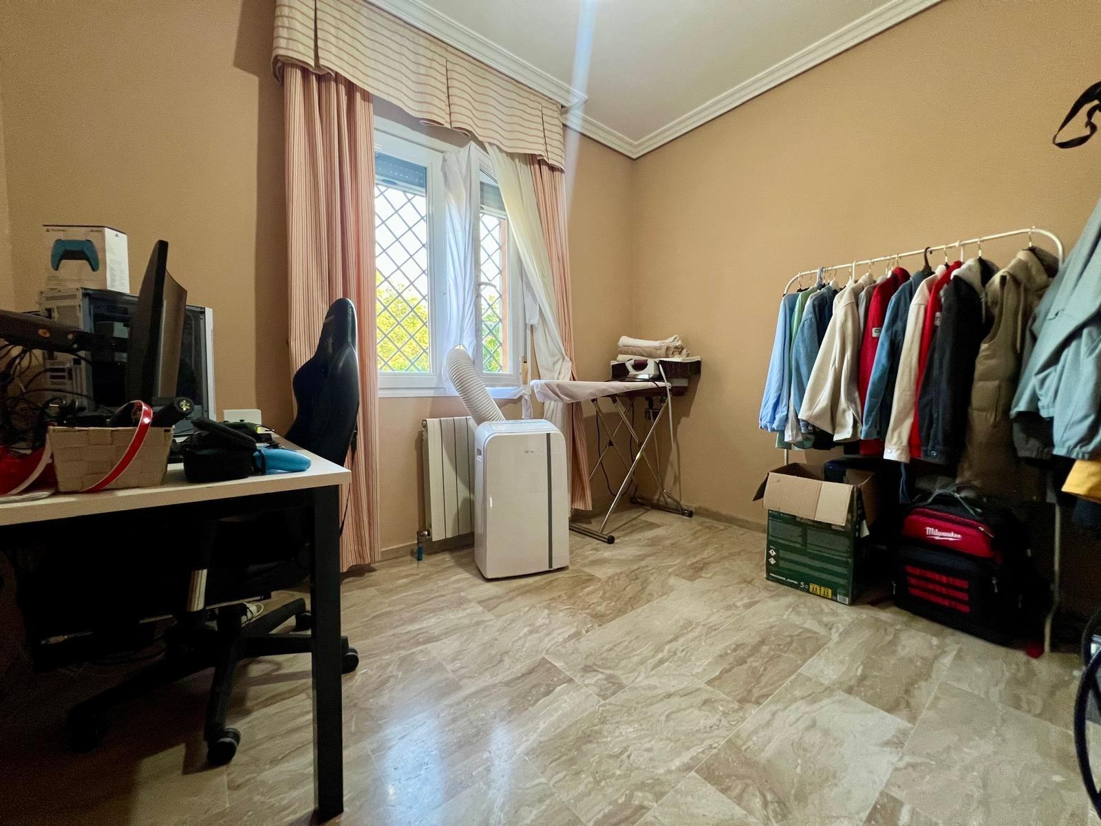 E.  ¡Gran oportunidad! Vivienda con terreno, piscina y negoc - foto 39
