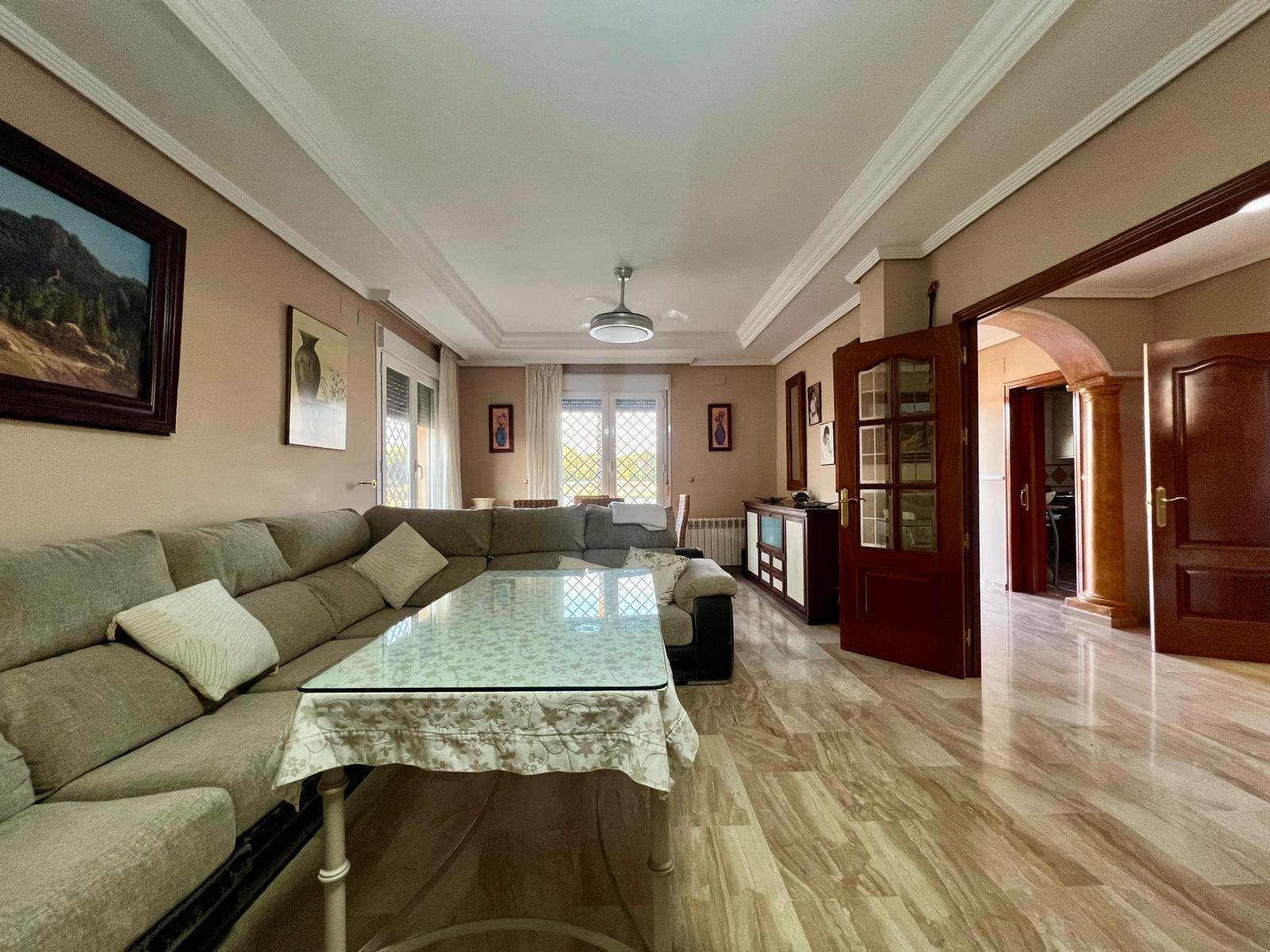 E.  ¡Gran oportunidad! Vivienda con terreno, piscina y negoc - foto 41