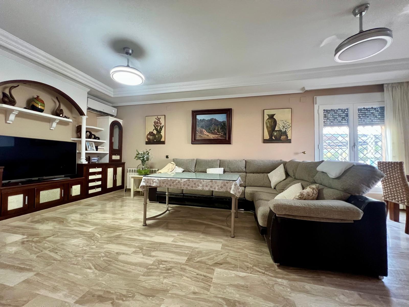 E.  ¡Gran oportunidad! Vivienda con terreno, piscina y negoc - foto 42