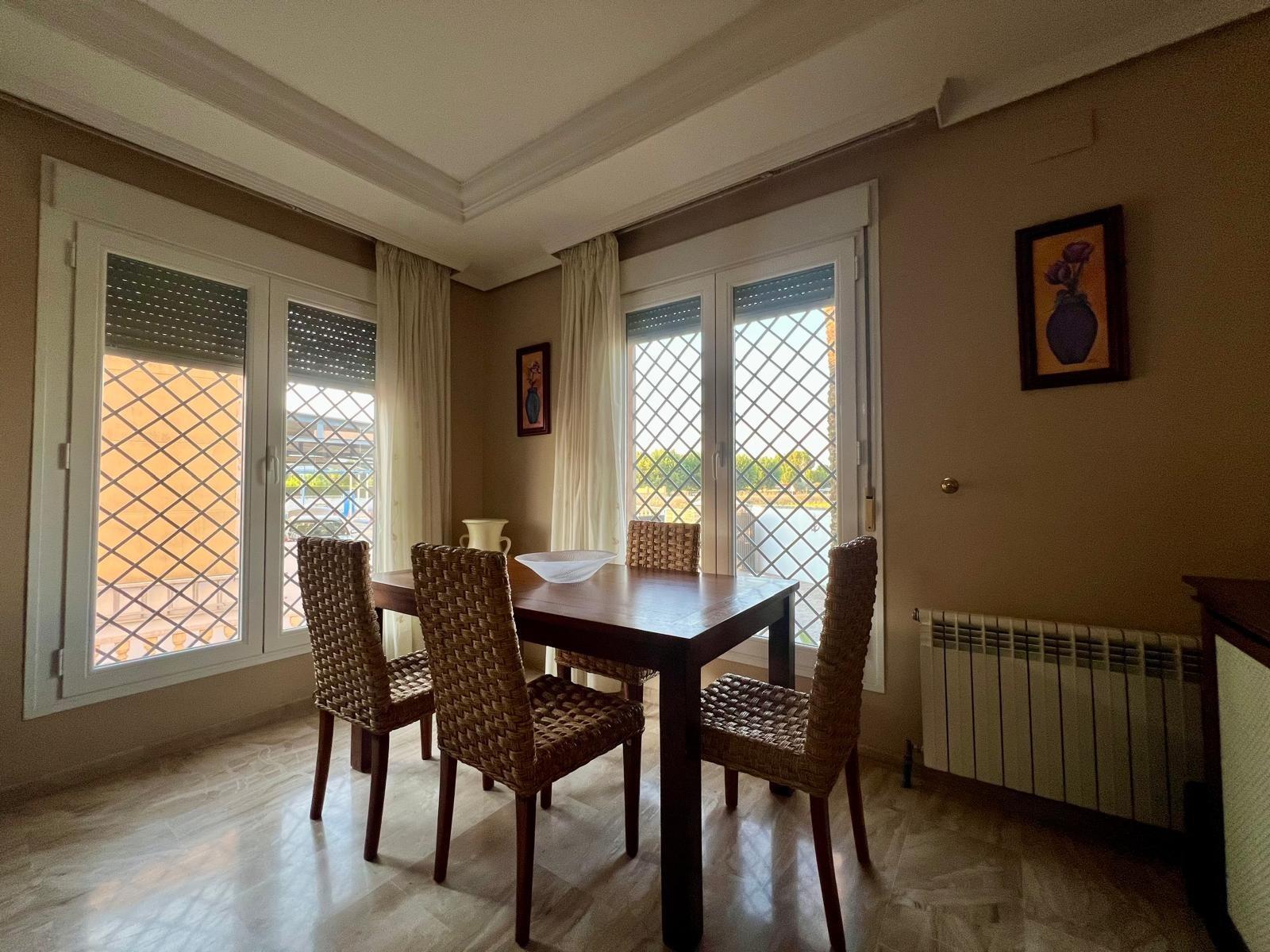 E.  ¡Gran oportunidad! Vivienda con terreno, piscina y negoc - foto 49