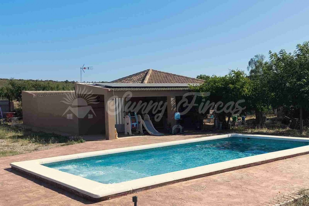 Casa de campo-Masía en Venta en Caudete Albacete