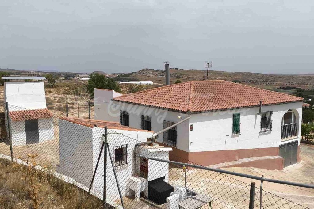 Casa de campo-Masía en Venta en Montealegre Del Castillo Alb - foto 2