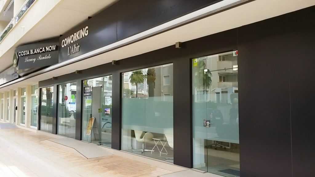 Local comercial en Alquiler en Albir Alicante - foto 16