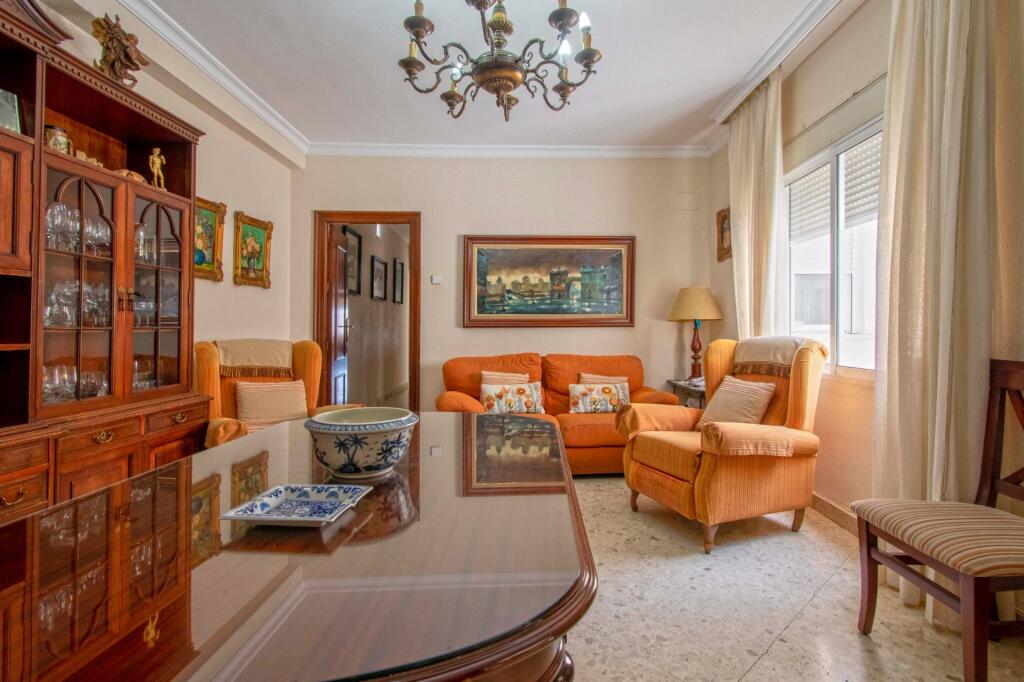 PISO EN VENTA EN PLENO CORAZÓN DE TRIANA - foto 13