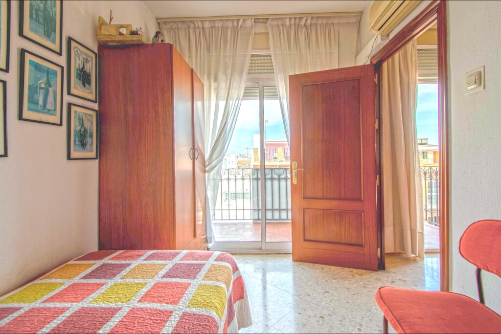 PISO EN VENTA EN PLENO CORAZÓN DE TRIANA - foto 7