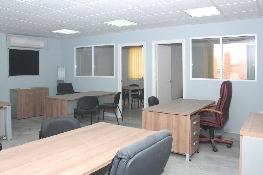 Oficina en Venta en Sevilla Sevilla - foto 4
