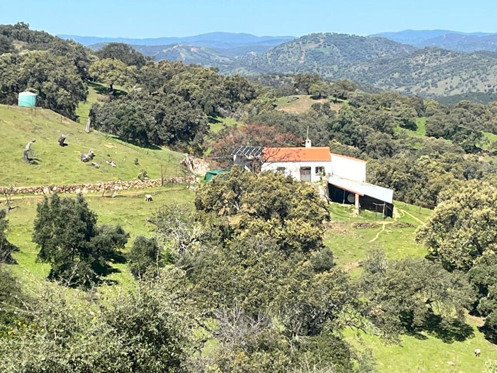Espectacular finca en Zufre, a tan solo 300m del pueblo!!!!