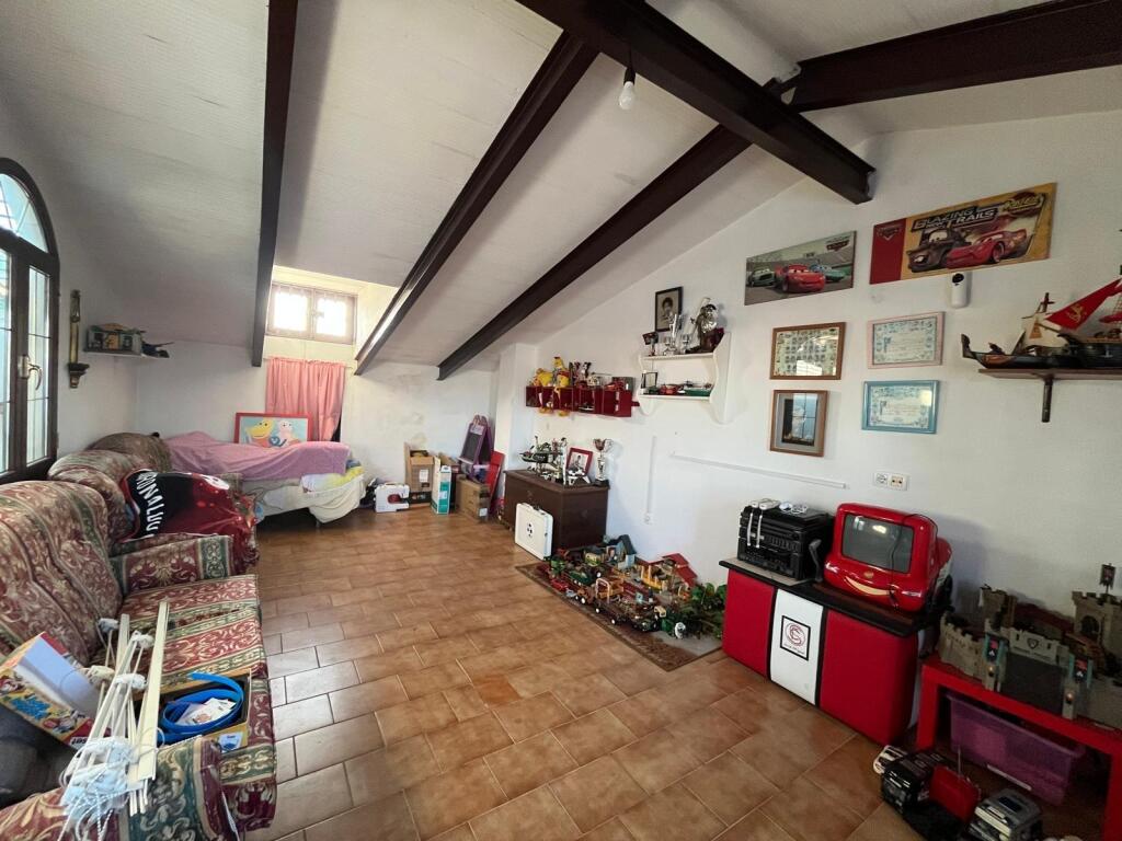 Gran vivienda adosada en Pilas, cerca del Polideportivo Muni - foto 26