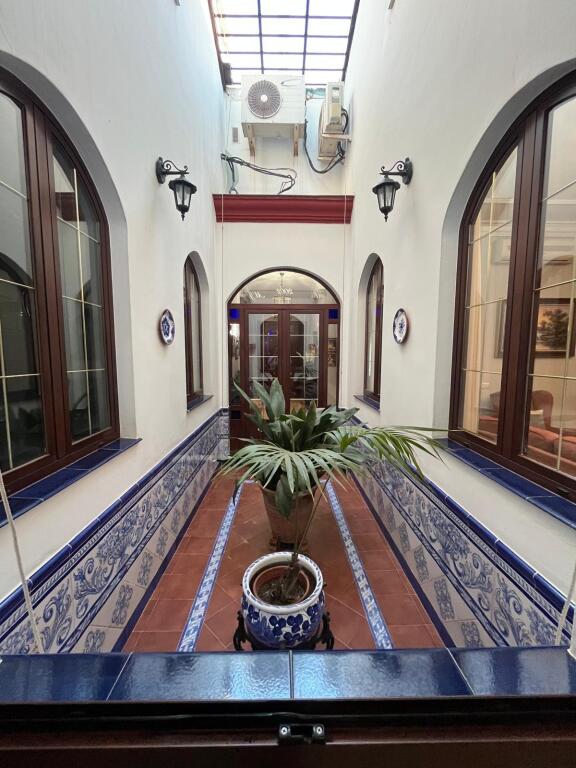 Gran vivienda adosada en Pilas, cerca del Polideportivo Muni - foto 9