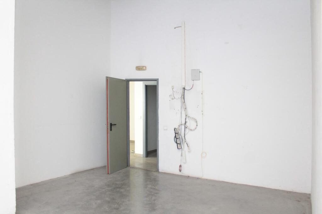 LOCAL 268 m2 en SEVILLA ESTE. Ideal para:  GIMNASIO, CENTRO  - foto 12