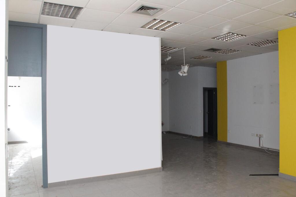 LOCAL 268 m2 en SEVILLA ESTE. Ideal para:  GIMNASIO, CENTRO  - foto 19