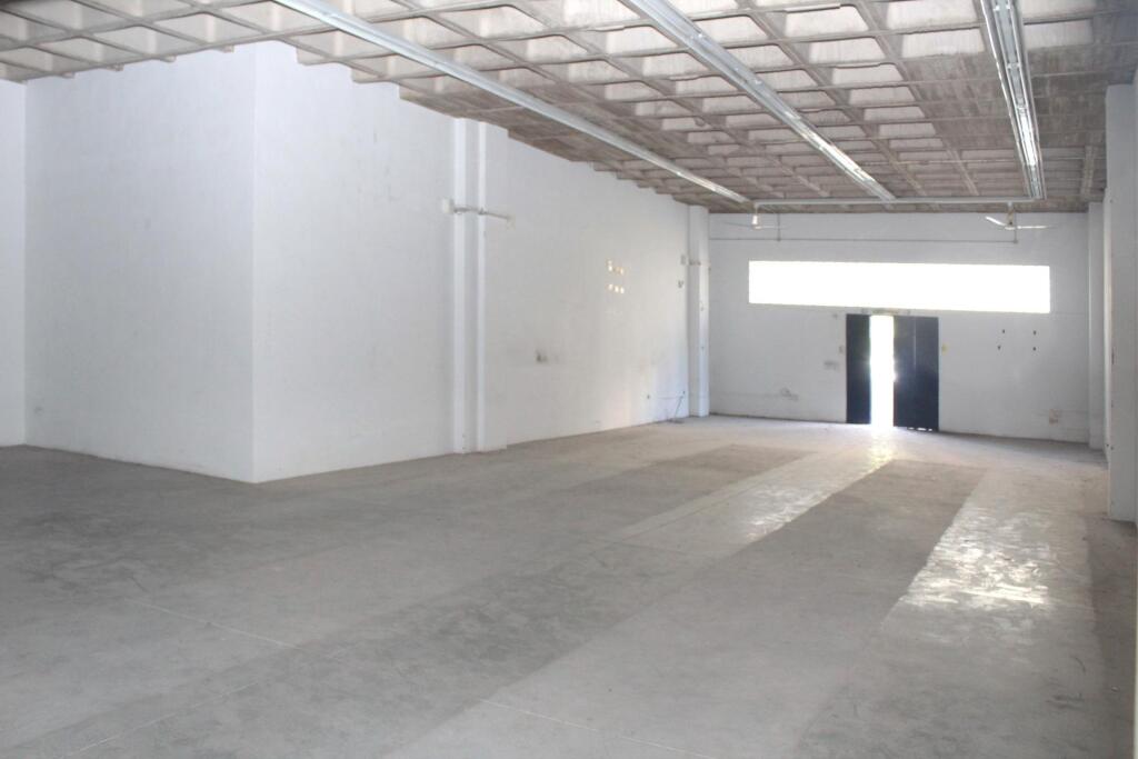 LOCAL 268 m2 en SEVILLA ESTE. Ideal para:  GIMNASIO, CENTRO  - foto 22