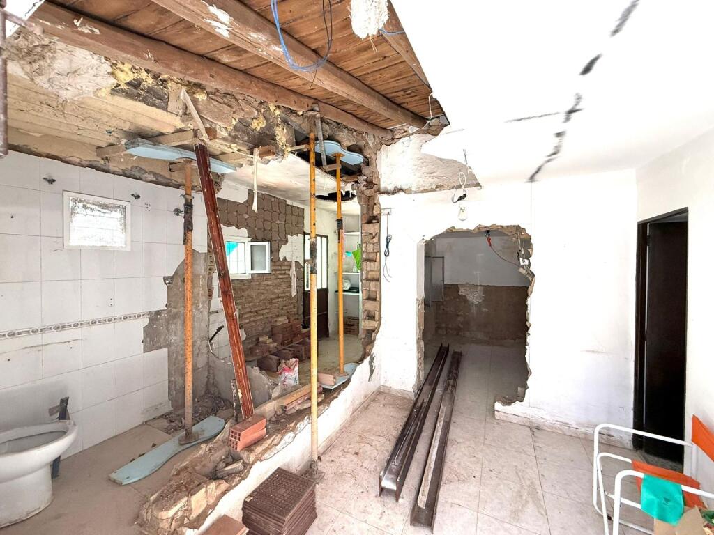 Casa adosada en venta - foto 2