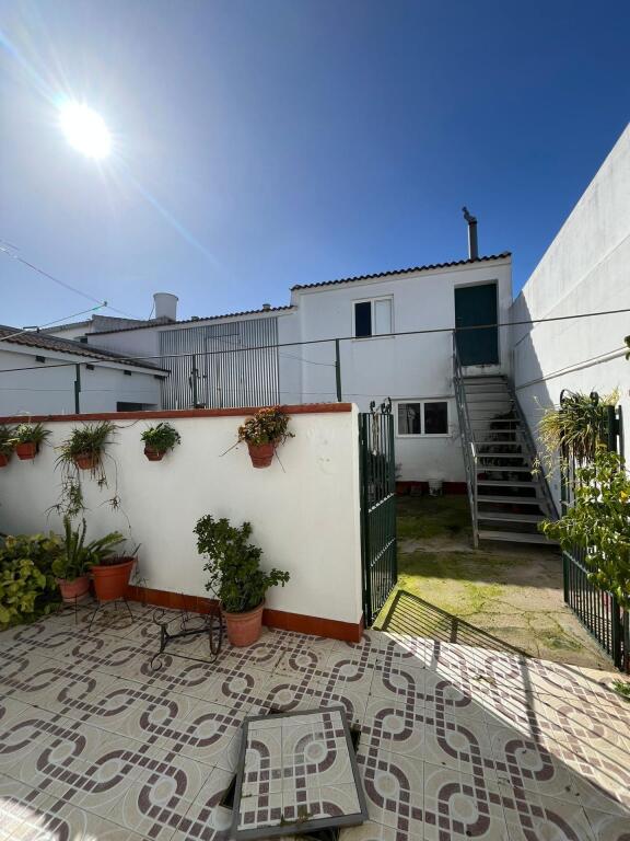 Gran casa en el centro de Manzanilla!!