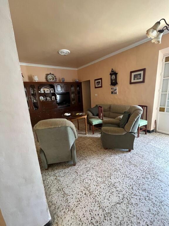 Gran casa en el centro de Manzanilla!! - foto 5