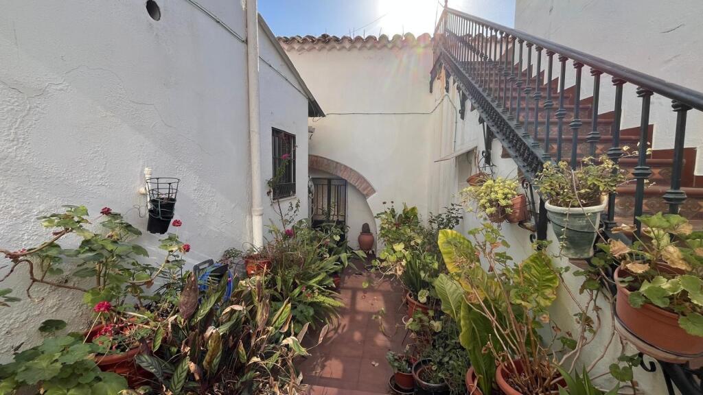 Preciosa casa de pueblo en El Ronquillo!!