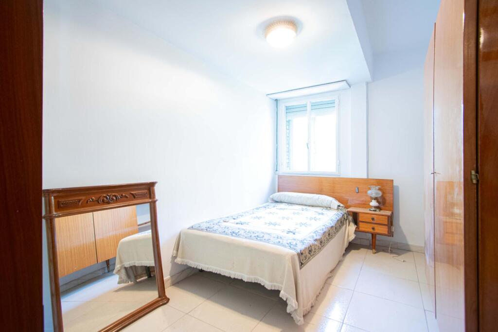 Piso con muchas posibilidades en San Juan de Aznalfarache!!! - foto 19