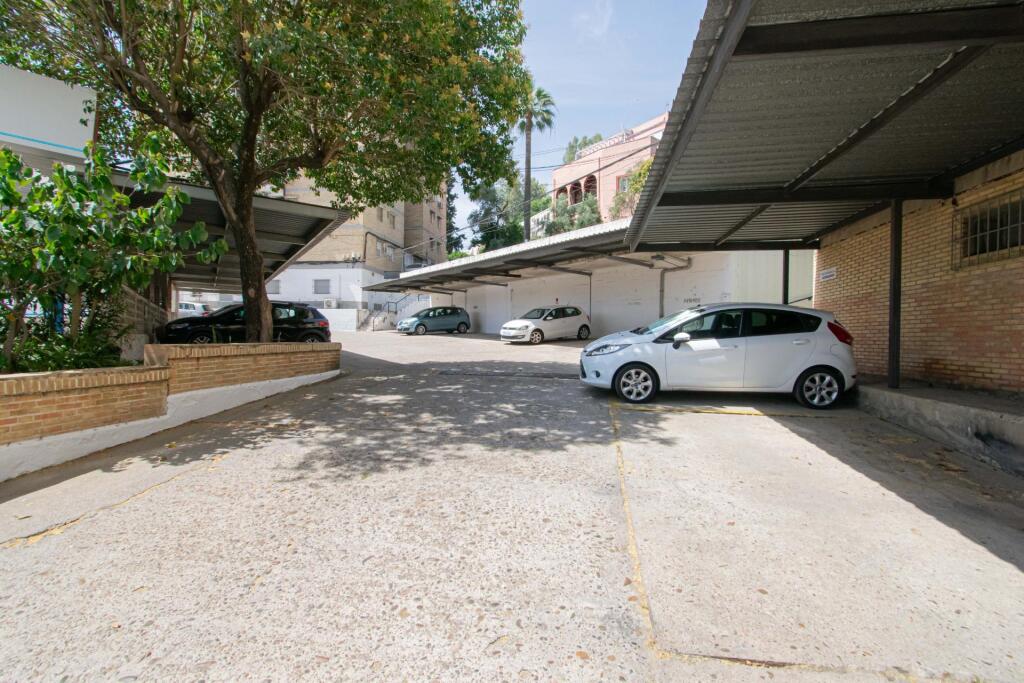Piso con muchas posibilidades en San Juan de Aznalfarache!!! - foto 27