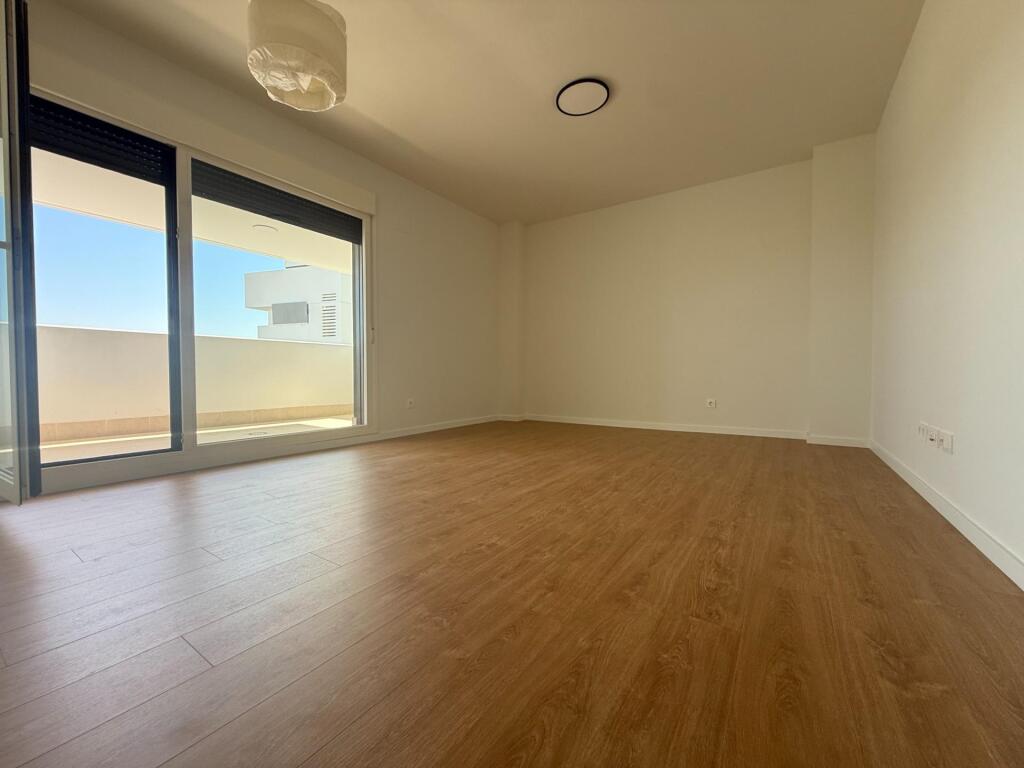 Espectacular vivienda en Residencial Hacienda El Rosario!!!! - foto 3