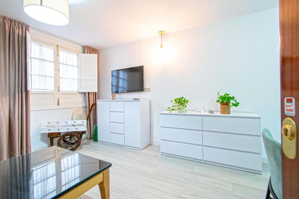 Piso en Venta en Sevilla Sevilla - foto 2