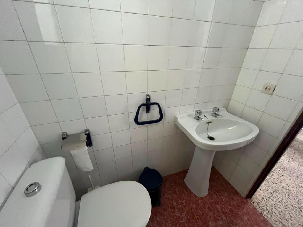 Estupenda casa adosada en el centro de Aznalcázar!!! - foto 24