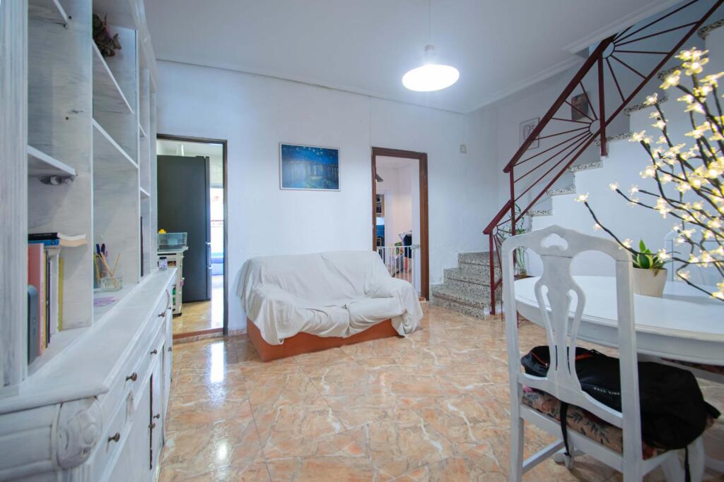 Gran casa en Bellavista con gran potencial!!! - foto 2