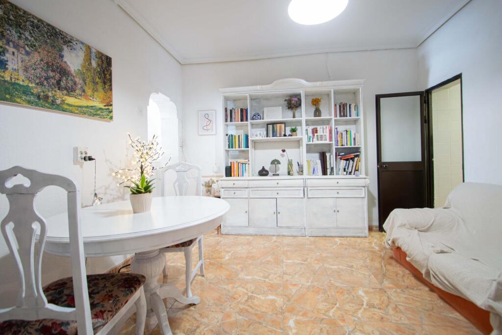 Gran casa en Bellavista con gran potencial!!! - foto 3