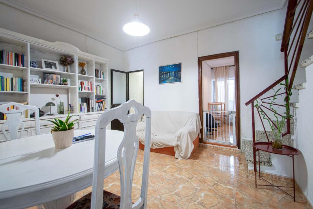 Gran casa en Bellavista con gran potencial!!! - foto 4