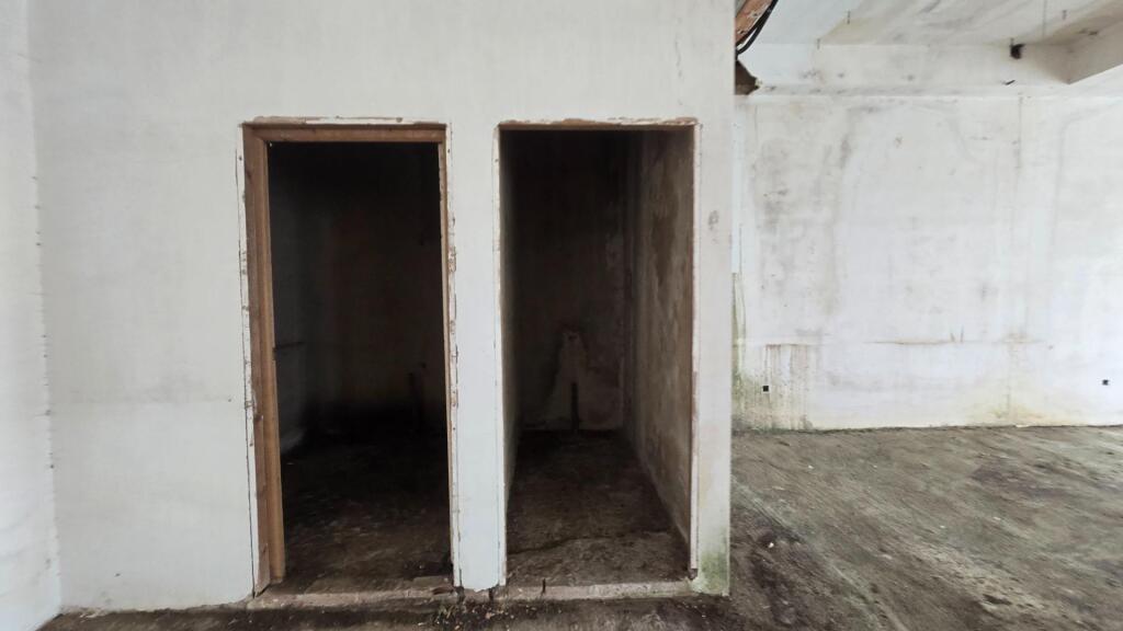 Edificio para vivienda (sin terminar) en Pilas - foto 18