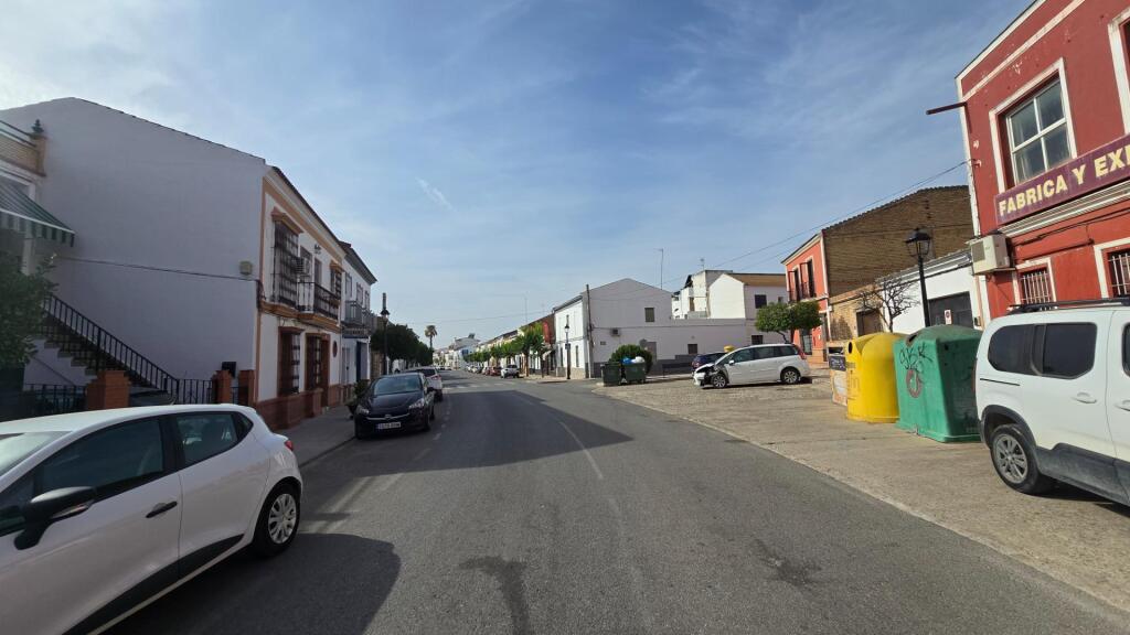 Edificio para vivienda (sin terminar) en Pilas - foto 21