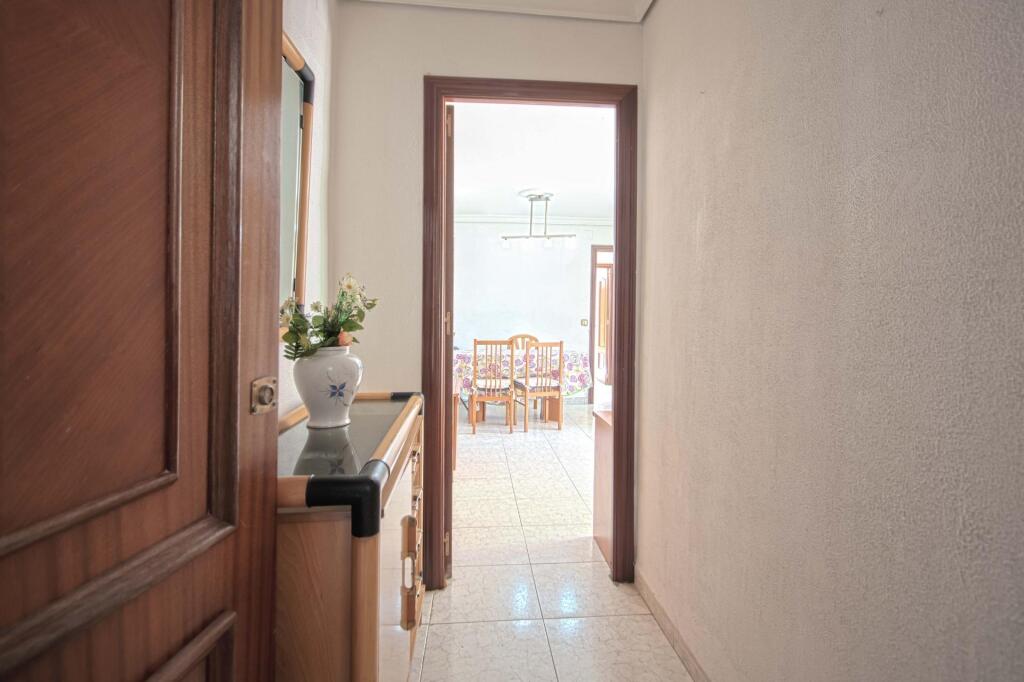 Vivienda 3 dormitorios + trastero con ascensor y terraza - foto 4
