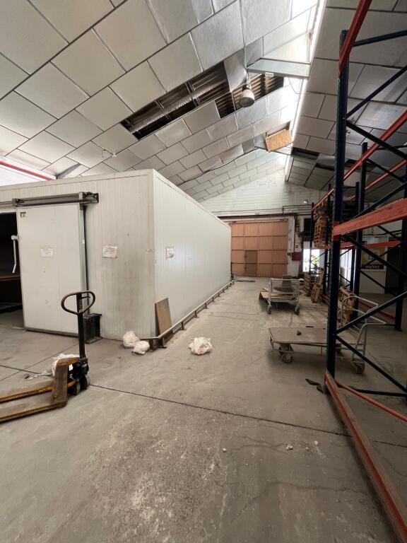 Estupenda nave industrial en Polígono el Pino!!! - foto 6
