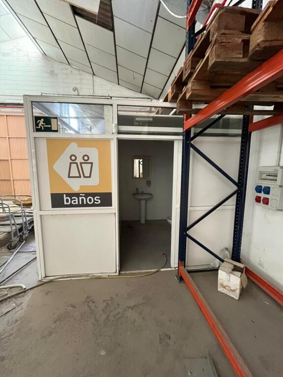 Estupenda nave industrial en Polígono el Pino!!! - foto 7