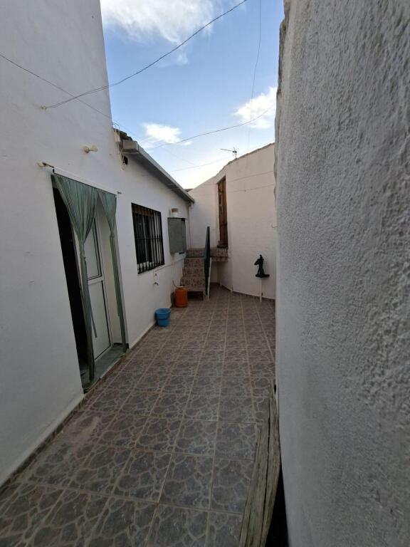 Gran oportunidad, casa en Guadalcanal con amplio solar urban - foto 11