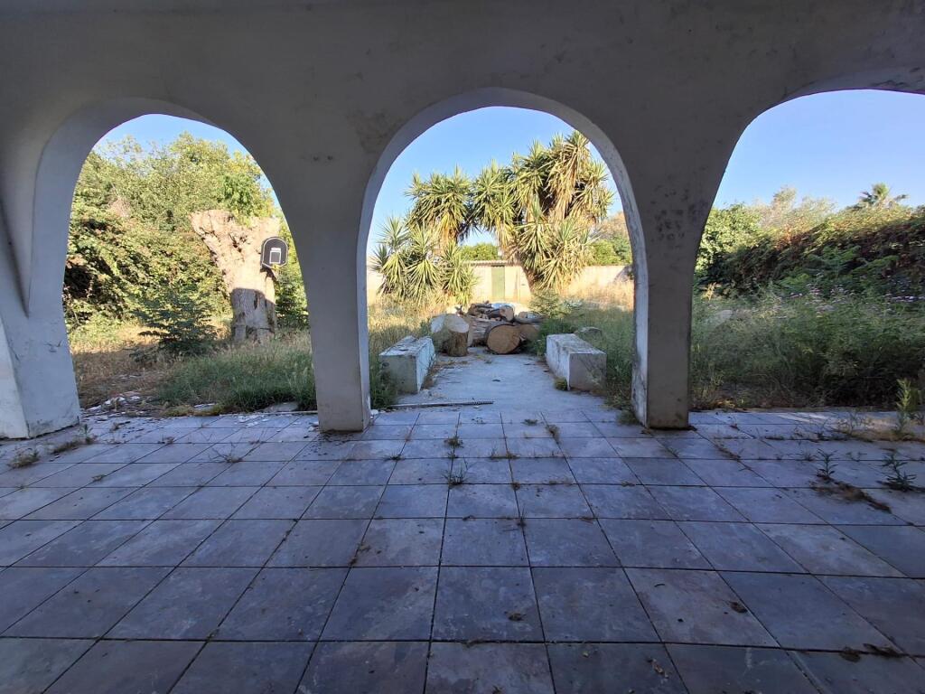Magnífica casa en Urbanización Los Granadillos (Utrera) - foto 2