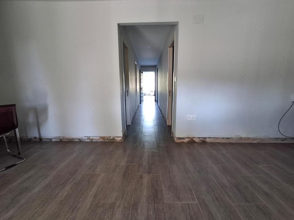 Magnífica casa en Urbanización Los Granadillos (Utrera) - foto 4