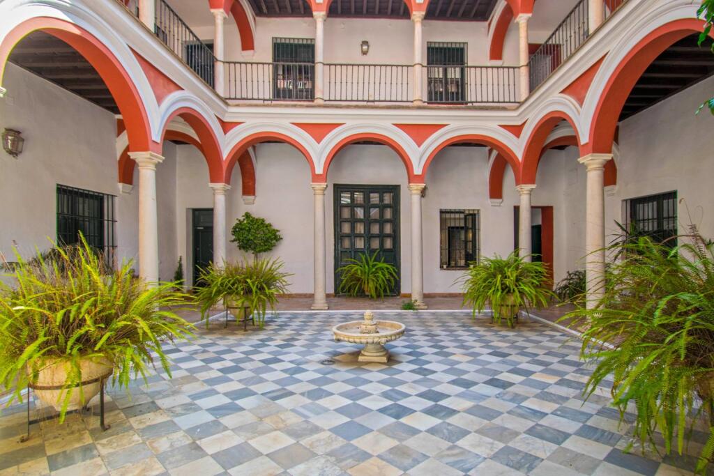 Bonito apartamento en pleno centro de Sevilla, junto Plaza d - foto 2