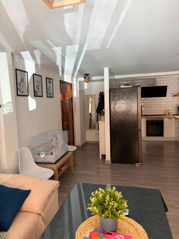 Acogedor piso en Dos Hermanas, reformado y listo para entrar - foto 8