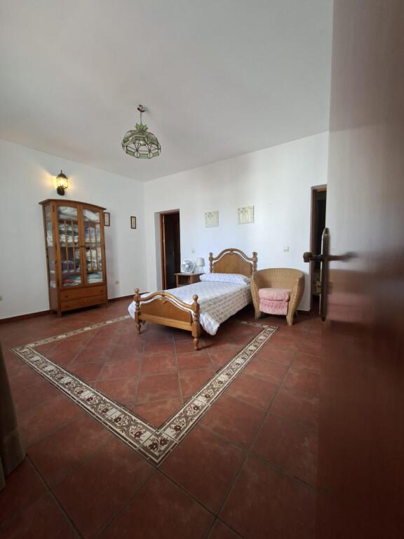 Gran oportunidad, casa con licencia turísitica en Alanis!!! - foto 5