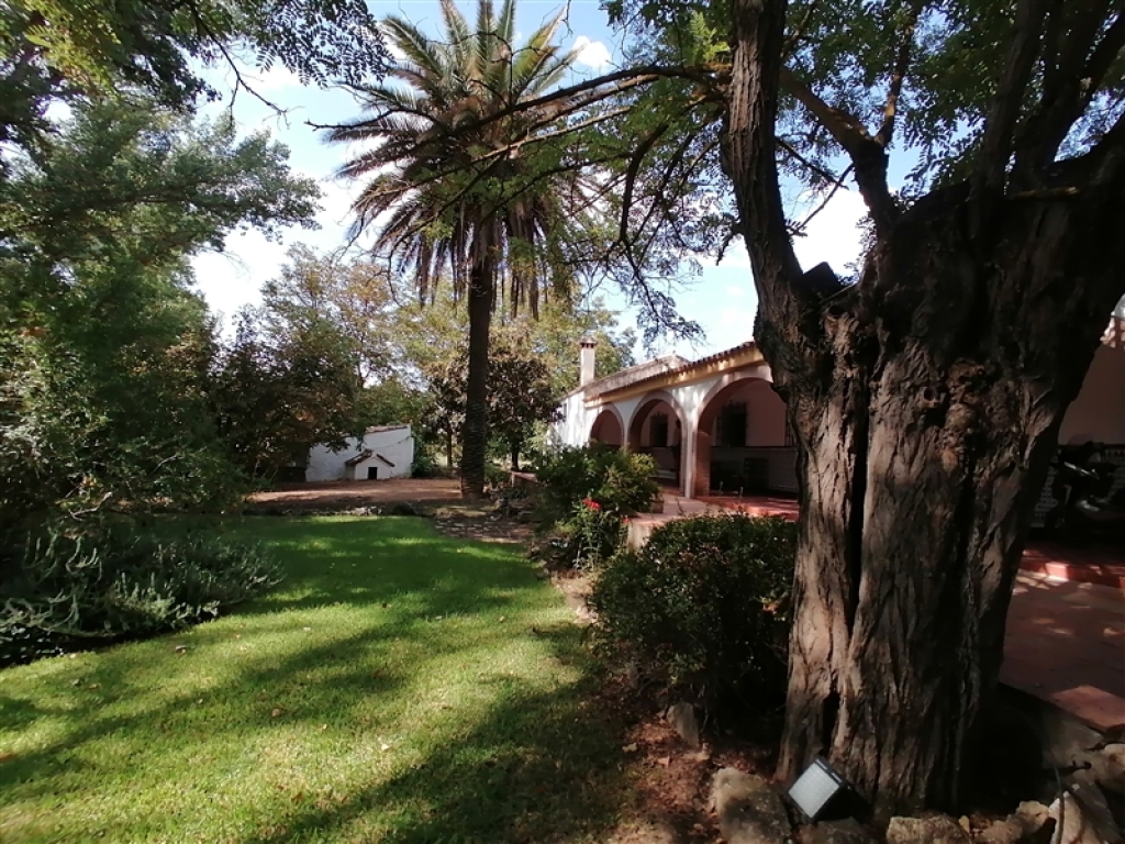 Casa de campo-Masía en Venta en Ronda Málaga