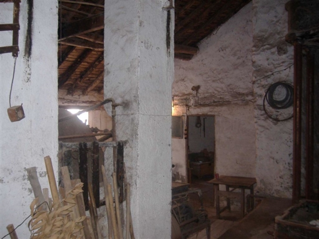 Edificio singular en Venta en Alpandeire Málaga